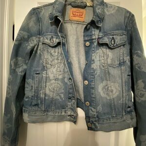 Levi's Blue Denim Jacket juniors/women MEDIUM
